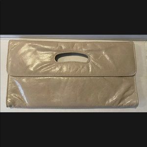 HOBO INTERNATIONAL Katrina Cream/beige Clutch Cutout Handle